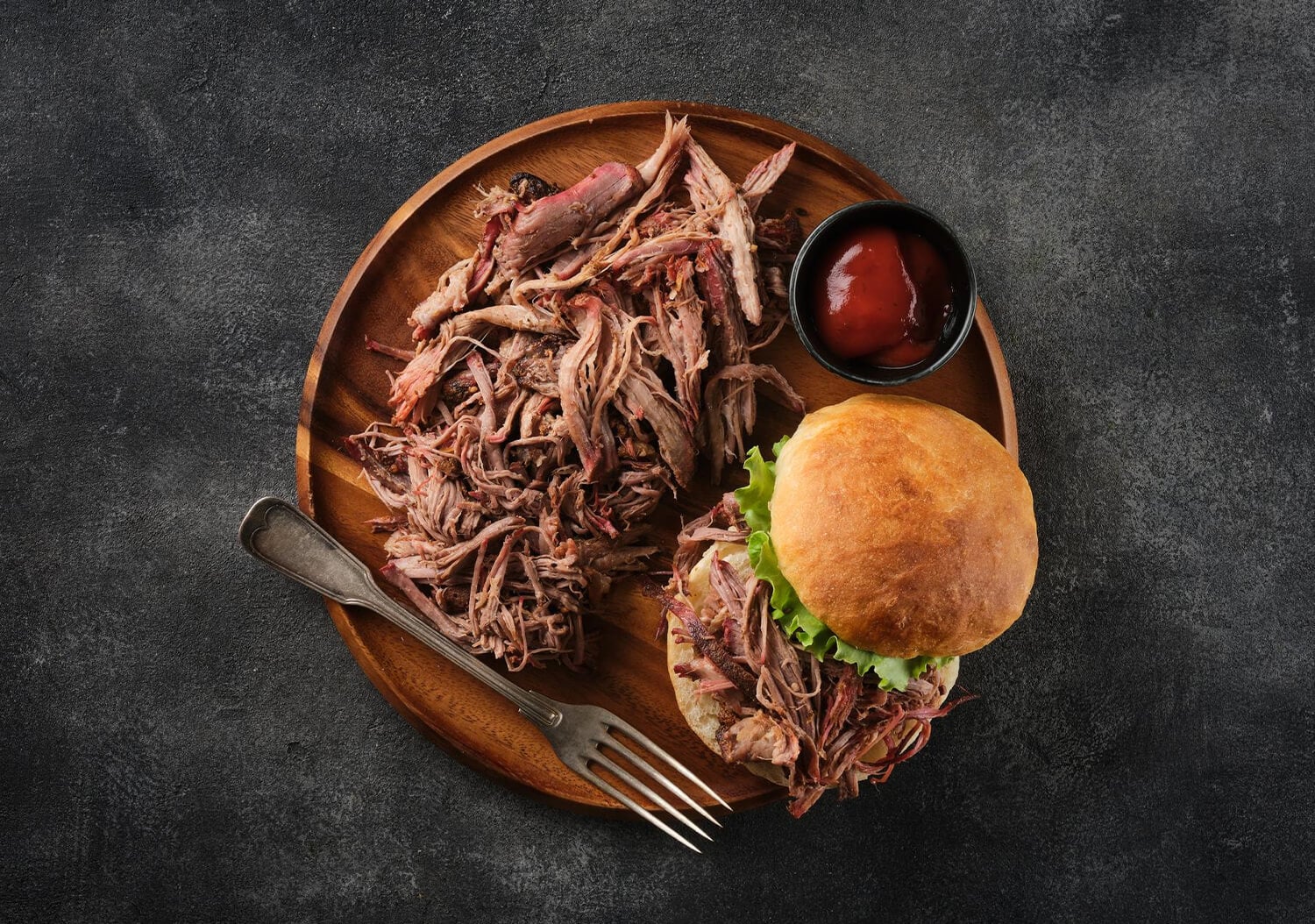 Smoky Barbecue Pulled Beef Sandwiches – Tasty froks